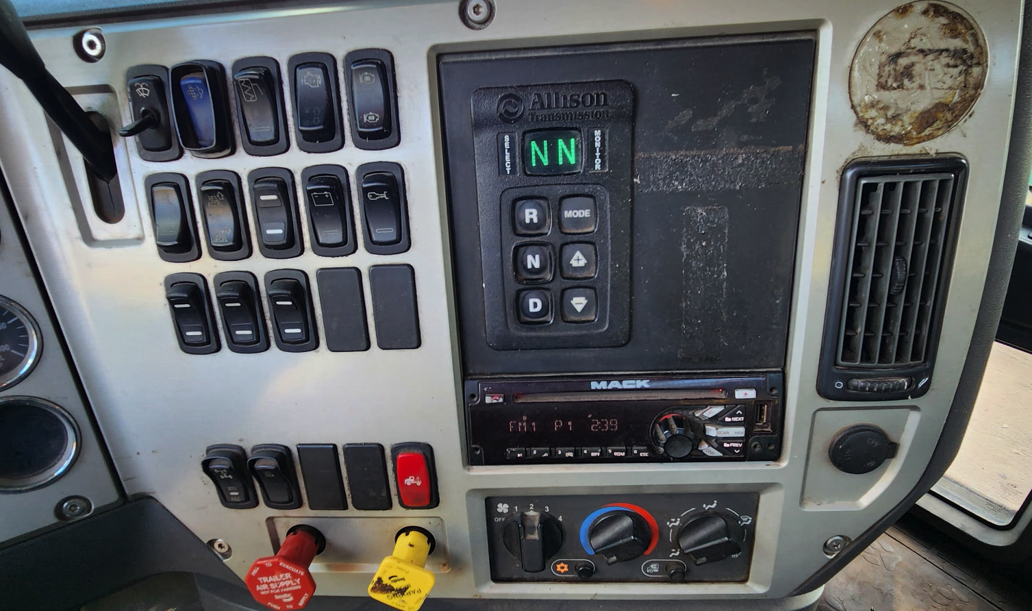 2016 MACK GU713 Granite - Image 21